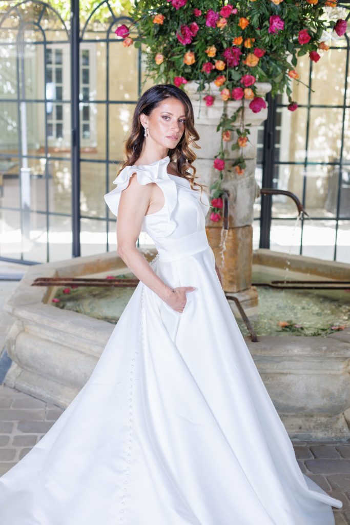 Préparatifs de la mariée dans une domaine, chateau en provence